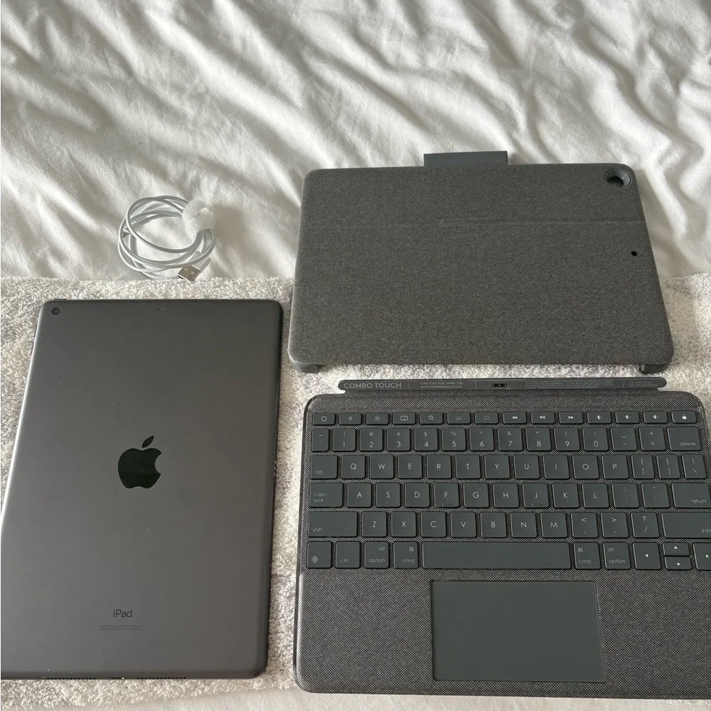 Apple Gray IPad 10th generation with keyboard and charger